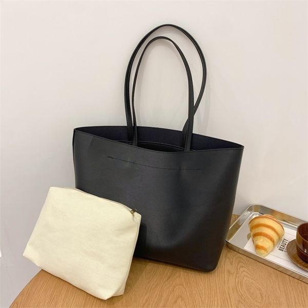 evening bags pu leather shoulder womens solid simple fashion shopper large capacity female luxury designer shopping handbag 220905
evening bags pu leather shoulder womens solid simple fashion shopper large capacity female luxury designer shopping handbag 220905