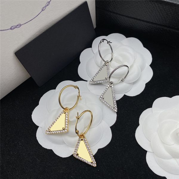 chic triangle diamond charm earrings designer letter pendant studs women party show eardrops with box, Golden
chic triangle diamond charm earrings designer letter pendant studs women party show eardrops with box, Golden
