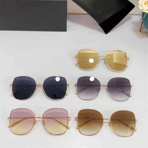 sunglasses d family female ins net red same stellaire bu square frame cd male 8a5o, White;black
sunglasses d family female ins net red same stellaire bu square frame cd male 8a5o, White;black