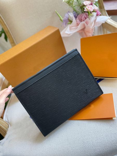 21ss luxury brand men's briefcase designer card holder man square wallet cortex high capacity clutch quality man work bag
21ss luxury brand men's briefcase designer card holder man square wallet cortex high capacity clutch quality man work bag