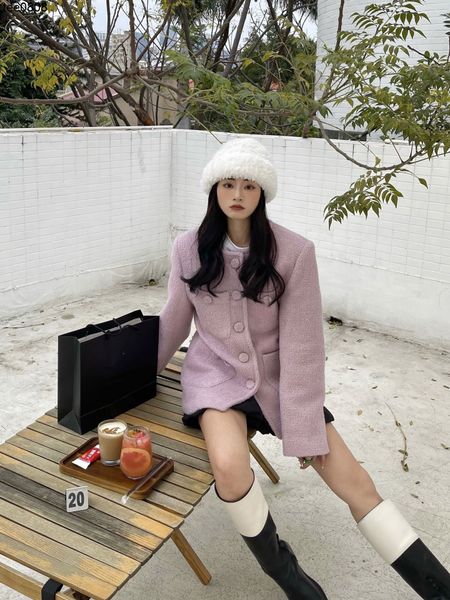 shenzhen nanyou high end celinss jacket home early spring new product fashionable temperament aging versatile wool tweed straight jacket, Black;brown
shenzhen nanyou high end celinss jacket home early spring new product fashionable temperament aging versatile wool tweed straight jacket, Black;brown