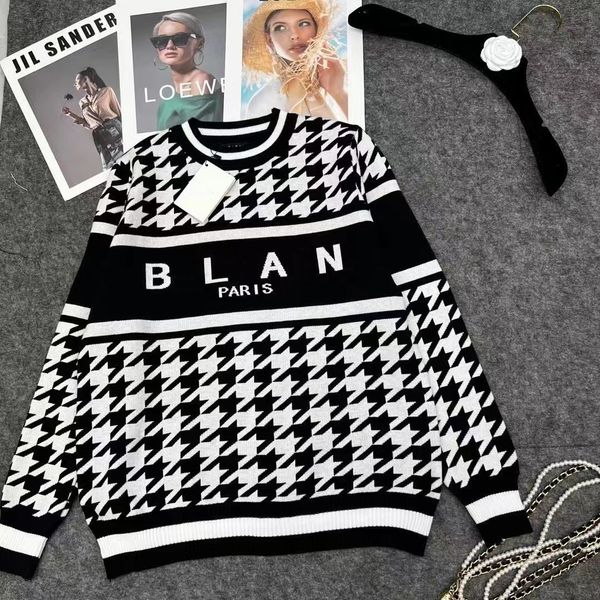 fashion designer sweater men women senior round cardigan classic leisure autumn winter keep warm comfortable, White;black
fashion designer sweater men women senior round cardigan classic leisure autumn winter keep warm comfortable, White;black
