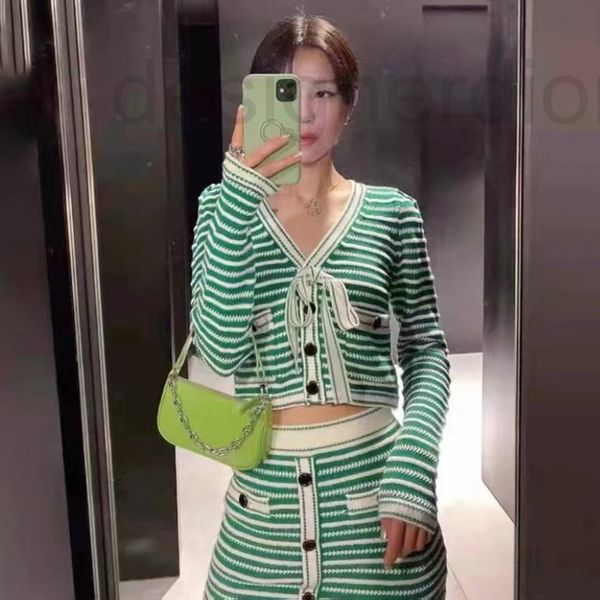 women's sweaters designer french single sp spring and summer 2022 new sweet celebrity stripe v-neck bow knit short xze9, White;black
women's sweaters designer french single sp spring and summer 2022 new sweet celebrity stripe v-neck bow knit short xze9, White;black