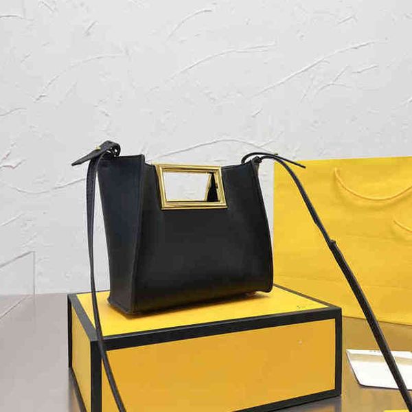 luxury saddle crossbody fends bags for womens multicolor handbag designer sling bag baguette tote shoulder purses woman 7a fashion wallet d7
luxury saddle crossbody fends bags for womens multicolor handbag designer sling bag baguette tote shoulder purses woman 7a fashion wallet d7