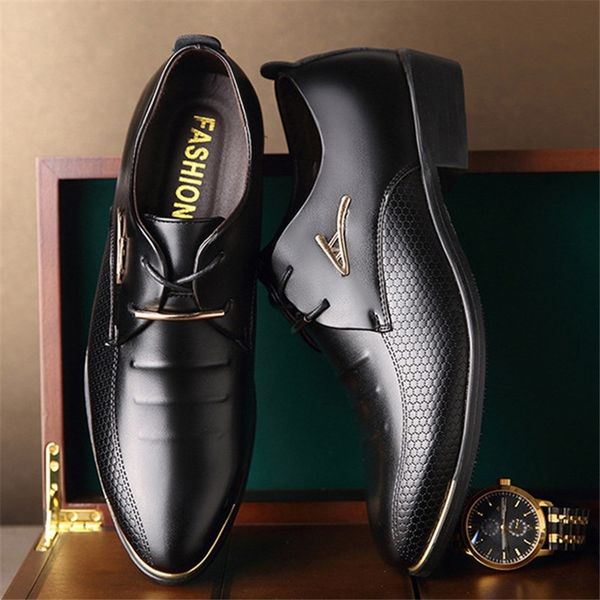 dress shoes men wedding oxfords fashion business classic patent leather 's suits 220905, Black
dress shoes men wedding oxfords fashion business classic patent leather 's suits 220905, Black