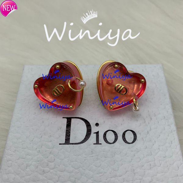 luxury brand design earrings d family / new letters love pearl feminine temperament cute style fashion, Golden;silver
luxury brand design earrings d family / new letters love pearl feminine temperament cute style fashion, Golden;silver