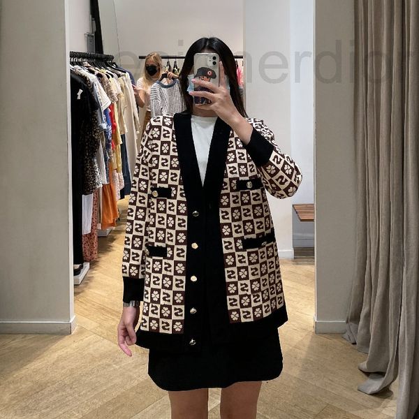 women's sweaters designer fadan 201 autumn winter four leaf grass coat women's fashion jacquard v-neck knitted cardigan fioo, White;black
women's sweaters designer fadan 201 autumn winter four leaf grass coat women's fashion jacquard v-neck knitted cardigan fioo, White;black