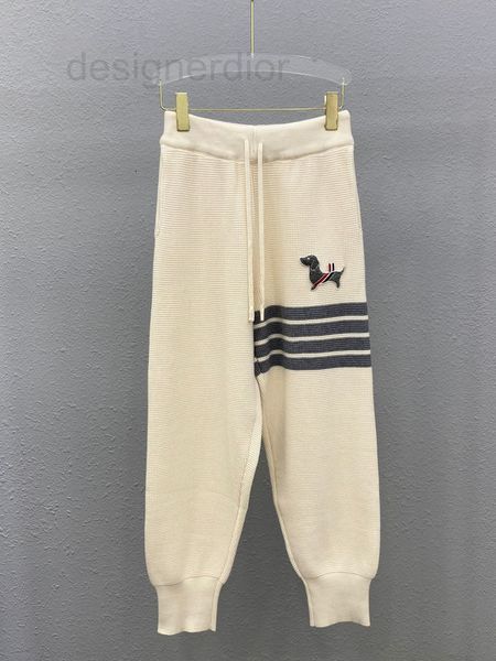 women's pants & capris designer 22tb autumn and winter new embroidered dog four bar color contrast closed leg casual pants college styl, Black;white
women's pants & capris designer 22tb autumn and winter new embroidered dog four bar color contrast closed leg casual pants college styl, Black;white