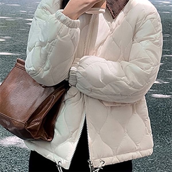 womens down parkas quilted jacket women autumn winter turn collar lace warn short puffer coat femme casual vintage outwear 220902, Black
womens down parkas quilted jacket women autumn winter turn collar lace warn short puffer coat femme casual vintage outwear 220902, Black
