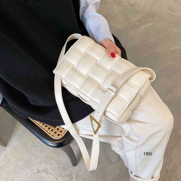 bag o941 wholesale designer bottegass's soft handbags venetas leather plaid woven boston pillow trend ruth same messenger small square
bag o941 wholesale designer bottegass's soft handbags venetas leather plaid woven boston pillow trend ruth same messenger small square