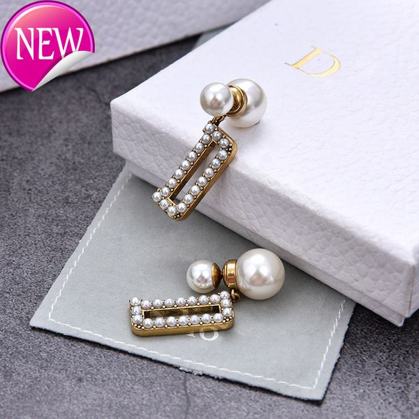 luxury brand design earrings d home / di new letter earrings temperament network red female ear accessories size pearl nails, Golden;silver
luxury brand design earrings d home / di new letter earrings temperament network red female ear accessories size pearl nails, Golden;silver
