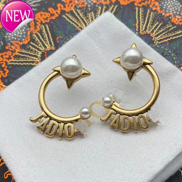 luxury brand design earrings d family / di new semi-circular pearl women's light fashion high sense network red temperament, Golden;silver
luxury brand design earrings d family / di new semi-circular pearl women's light fashion high sense network red temperament, Golden;silver