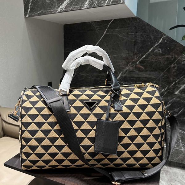 duffle bags travel luggage duffles women hands travelling ladies fashion classic large capacity laggages hand ampv
duffle bags travel luggage duffles women hands travelling ladies fashion classic large capacity laggages hand ampv