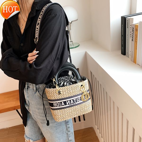 new designer handbags2022 new fashion romantic holiday style letter straw woven 100 strap carrying square tidal current diagonal shoulder
new designer handbags2022 new fashion romantic holiday style letter straw woven 100 strap carrying square tidal current diagonal shoulder