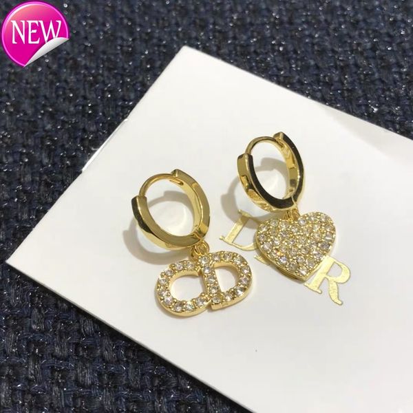 luxury brand design earrings d home 2020 new full diamond for women's net red temperament versatile cd letter celebrities, Golden;silver
luxury brand design earrings d home 2020 new full diamond for women's net red temperament versatile cd letter celebrities, Golden;silver