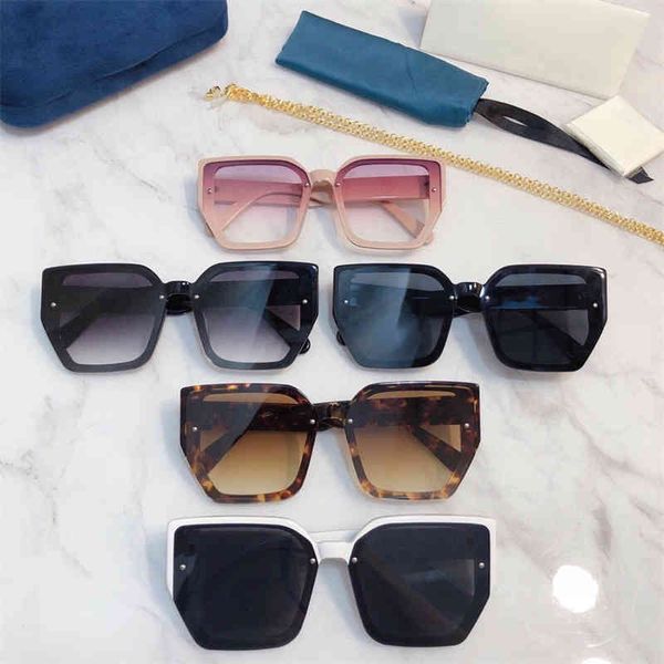 sunglasses g family simple women's large square net red same model chain terms plate sunglasses gg0960 39hq, White;black
sunglasses g family simple women's large square net red same model chain terms plate sunglasses gg0960 39hq, White;black