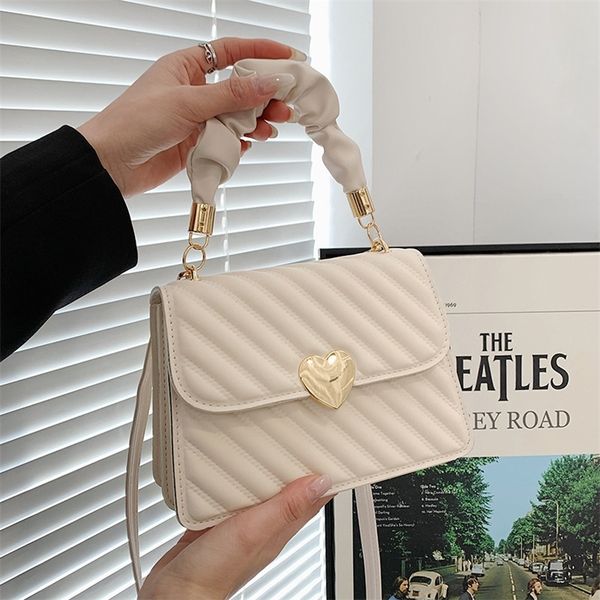 evening bags handle fold shoulder bag for women pu leather designer luxury square womens handbag large capacity fashion female bags 220905
evening bags handle fold shoulder bag for women pu leather designer luxury square womens handbag large capacity fashion female bags 220905