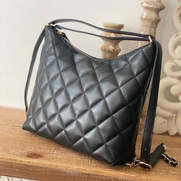 shopping bag designer tote bag casual shoulder women's solid color large capacity multifunctional messenger bags
shopping bag designer tote bag casual shoulder women's solid color large capacity multifunctional messenger bags