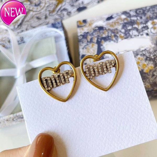 luxury brand design earrings d family 2022 new heart-shaped pearl earrings female net red same personalized versatile, Golden;silver
luxury brand design earrings d family 2022 new heart-shaped pearl earrings female net red same personalized versatile, Golden;silver
