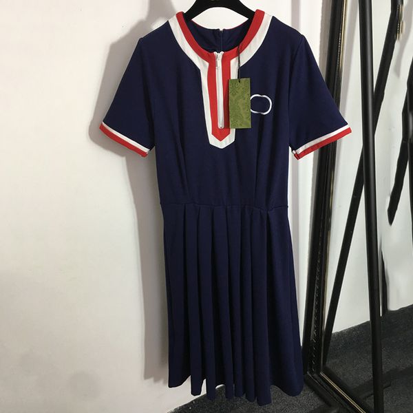 fashion letters skirts personality zipper casual dresses trendy short sleeve jacquard dresses navy elegant skirt dress, Black
fashion letters skirts personality zipper casual dresses trendy short sleeve jacquard dresses navy elegant skirt dress, Black