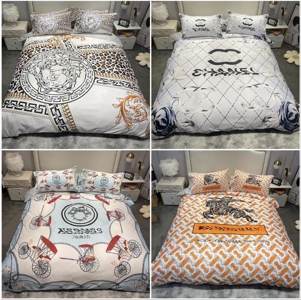 fashion designer bedding sets 4pcs letter printed tencel duvet cover bed sheet fashion pillowcases ht1762
fashion designer bedding sets 4pcs letter printed tencel duvet cover bed sheet fashion pillowcases ht1762