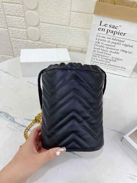 designer children letter quilted handbags kids crossbody bucket bag girls pu leather metals chain one shoulder bags a9059, Black
designer children letter quilted handbags kids crossbody bucket bag girls pu leather metals chain one shoulder bags a9059, Black