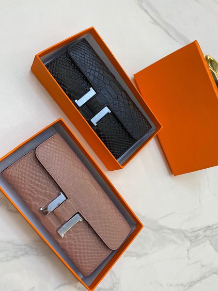 women's wallets fashion designers purse cluth men's wallet classic card holder cheque book original box genuine leather 19cm vogue, Red;black
women's wallets fashion designers purse cluth men's wallet classic card holder cheque book original box genuine leather 19cm vogue, Red;black