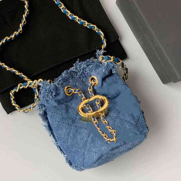 shoulder bags cc bag shopping s 22ss mini crossbody bucket black denim classic quilted letter print embroidery gold metal adjustable chain s
shoulder bags cc bag shopping s 22ss mini crossbody bucket black denim classic quilted letter print embroidery gold metal adjustable chain s