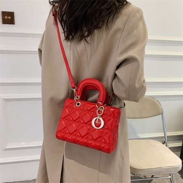 fashion design women's bag brand handbag wallet armpit messenger handbags niche new versatile one shoulder portable rhombic lattice han
fashion design women's bag brand handbag wallet armpit messenger handbags niche new versatile one shoulder portable rhombic lattice han