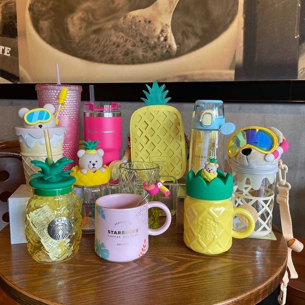 mugs 2021 starbucks cup summer jungle pineapple cone bear gradient glass straw mason cup
mugs 2021 starbucks cup summer jungle pineapple cone bear gradient glass straw mason cup