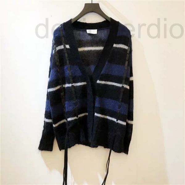 women's sweaters designer 3.1 autumn and winter 2019 contrast stripe ribbon v-neck mohair knitted cardigan 3hcm, White;black
women's sweaters designer 3.1 autumn and winter 2019 contrast stripe ribbon v-neck mohair knitted cardigan 3hcm, White;black