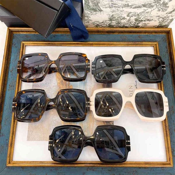 sunglasses d family personalized large box same fashion sunglasses signature s1u d5pa, White;black
sunglasses d family personalized large box same fashion sunglasses signature s1u d5pa, White;black