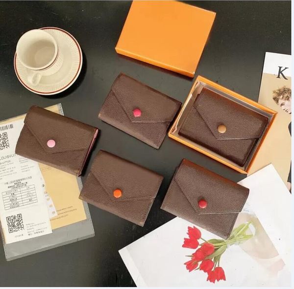 wholesale designer bags 5a quality woman buckle wallets fashion genuine leather card holder purse lady floral brown holders bag zipper desig, Red;black
wholesale designer bags 5a quality woman buckle wallets fashion genuine leather card holder purse lady floral brown holders bag zipper desig, Red;black