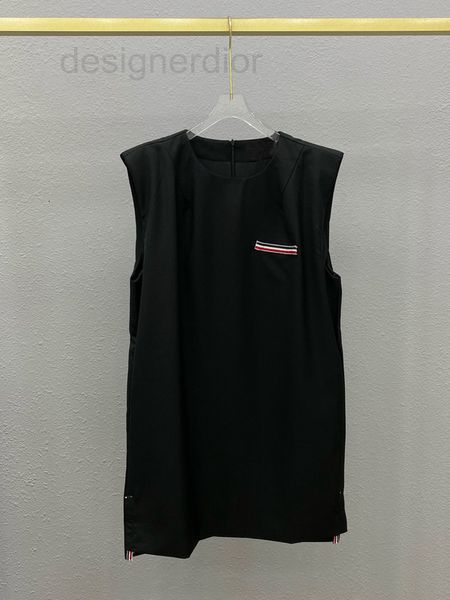 casual dresses designer 2022 summer tb new sleeveless shoulder cushion fashionable dress simple and loose temperament black slit tank sk, Black;gray
casual dresses designer 2022 summer tb new sleeveless shoulder cushion fashionable dress simple and loose temperament black slit tank sk, Black;gray