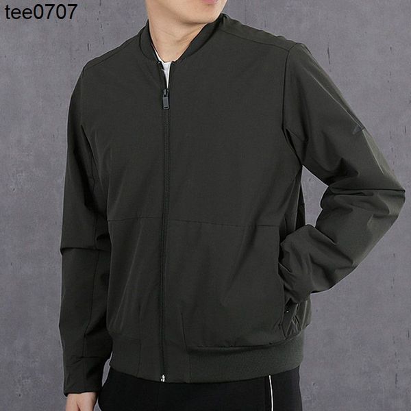 adidaa coat men's wear jacket autumn 2021 new sportswear running casual breathable jacket trend fm9423, Black;brown
adidaa coat men's wear jacket autumn 2021 new sportswear running casual breathable jacket trend fm9423, Black;brown