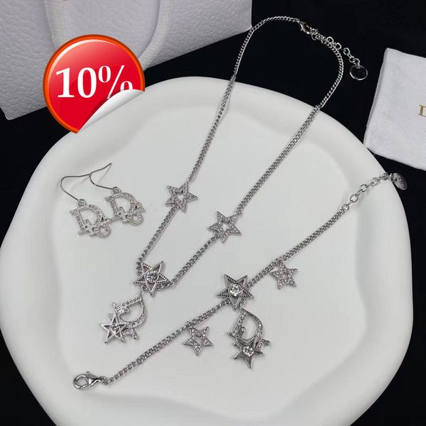 luxury design women's necklace d home / di full diamond letter star men's and simple fashion korean temperament bracelet earrings, Silver
luxury design women's necklace d home / di full diamond letter star men's and simple fashion korean temperament bracelet earrings, Silver