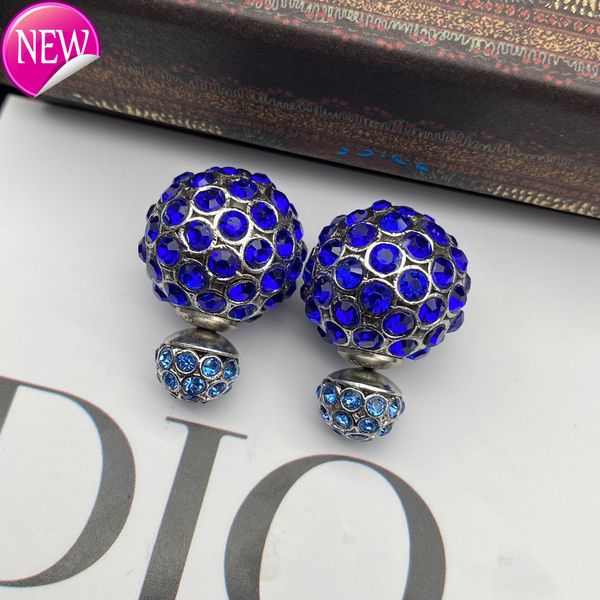 luxury brand design earrings /d new blue diamond light celebrity temperament letter cd blue crystal diamond earrings female, Golden;silver
luxury brand design earrings /d new blue diamond light celebrity temperament letter cd blue crystal diamond earrings female, Golden;silver