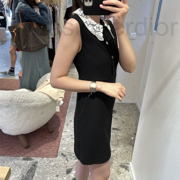 casual dresses designer fadan 's autumn and winter 2021 contrast flower hook lace neck sleeveless dress t10s, Black;gray
casual dresses designer fadan 's autumn and winter 2021 contrast flower hook lace neck sleeveless dress t10s, Black;gray