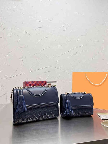 designer luxury women bag tory handbag tb fashion inclined shoulder bags versatile purses tories burchs totes large capacity saddle coal wal
designer luxury women bag tory handbag tb fashion inclined shoulder bags versatile purses tories burchs totes large capacity saddle coal wal