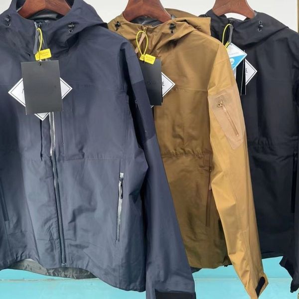 arc mens jacket nylon waterproof coat designer hoodie hard shell men hooded jackets outdoor sports zipper cardigan coat, Black;brown
arc mens jacket nylon waterproof coat designer hoodie hard shell men hooded jackets outdoor sports zipper cardigan coat, Black;brown
