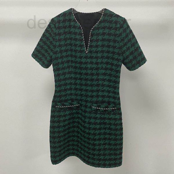 casual dresses designer fadan autumn winter tweed blended short sleeve v-neck green grid dress t1wu, Black;gray
casual dresses designer fadan autumn winter tweed blended short sleeve v-neck green grid dress t1wu, Black;gray