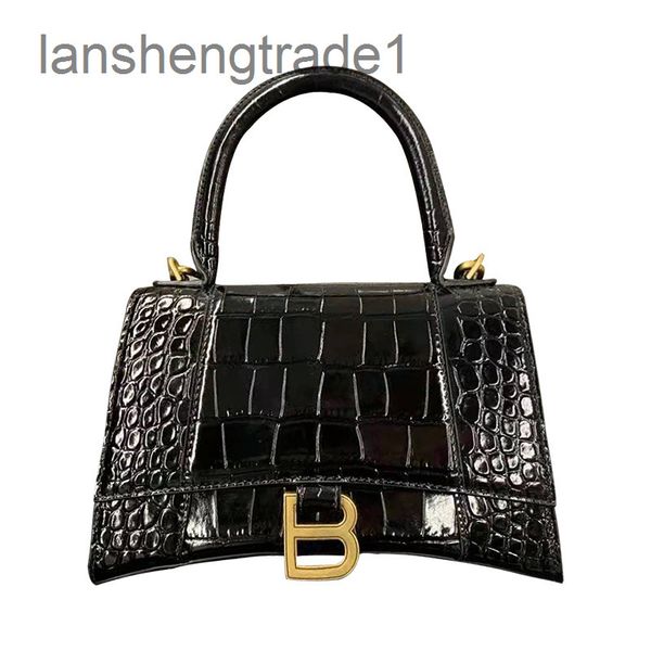 balencaig bags for women price french minority bag 2022 new fashion high sense
balencaig bags for women price french minority bag 2022 new fashion high sense