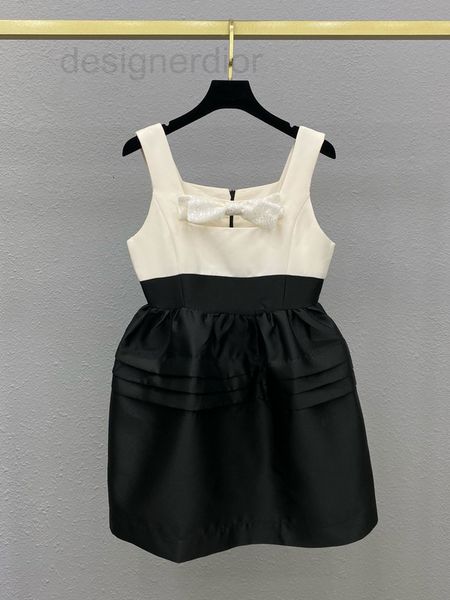 casual dresses designer sequin bow classic color matching vest pompon skirt cute teenage girl style high waist dress summer 2022 zknf, Black;gray
casual dresses designer sequin bow classic color matching vest pompon skirt cute teenage girl style high waist dress summer 2022 zknf, Black;gray