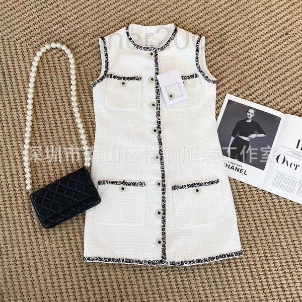 casual dresses designer xiaoxiangfeng 2022 spring summer new tweed single breasted pocket sleeveless professional dress hnuv, Black;gray
casual dresses designer xiaoxiangfeng 2022 spring summer new tweed single breasted pocket sleeveless professional dress hnuv, Black;gray
