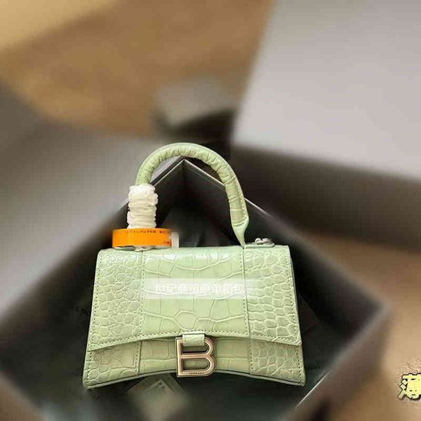 designer bags balenciga handbag 2022 leather hourglass fashion one shoulder diagonal korean versatile temperament women's crossbody tot
designer bags balenciga handbag 2022 leather hourglass fashion one shoulder diagonal korean versatile temperament women's crossbody tot