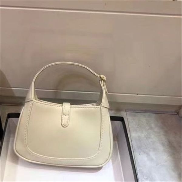 ladies designer bags baguette handbags women luxurys designers bag genuine leather vintage style hobos purse mini
ladies designer bags baguette handbags women luxurys designers bag genuine leather vintage style hobos purse mini