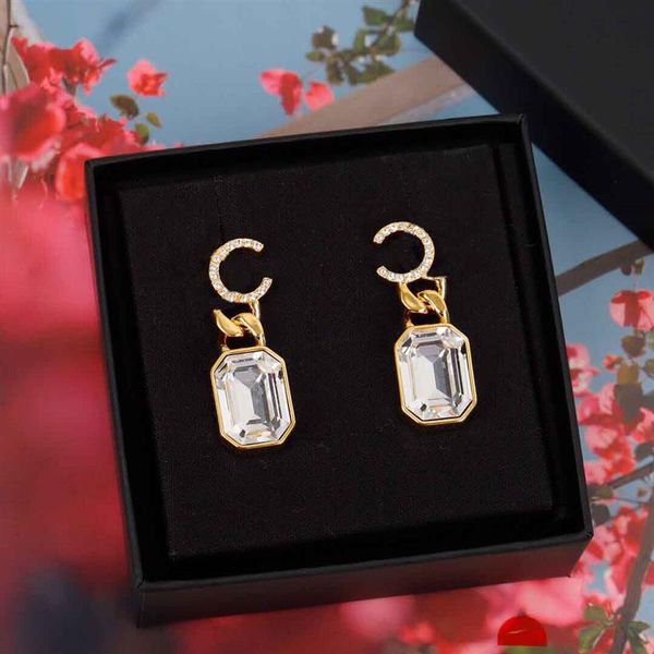 2022 charm drop earring with diamond and crystal rectangle shape for women wedding jewelry gift have box stamp ps7254190p, Golden
2022 charm drop earring with diamond and crystal rectangle shape for women wedding jewelry gift have box stamp ps7254190p, Golden