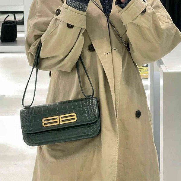designer luxury for womens bags handbag b-shaped paris single shoulder messenger fashion balencigas shoulder oblique span wallet versatile t
designer luxury for womens bags handbag b-shaped paris single shoulder messenger fashion balencigas shoulder oblique span wallet versatile t