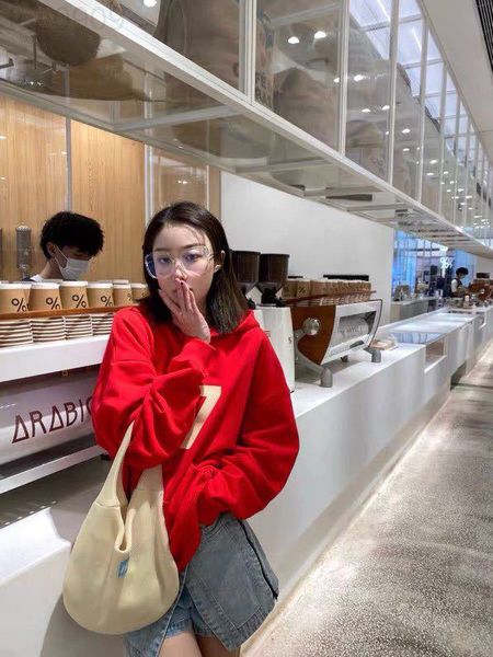 hooded season 7 main line double line high street letter 7 flocked red hooded sweater jacket male and female lovers, Black
hooded season 7 main line double line high street letter 7 flocked red hooded sweater jacket male and female lovers, Black