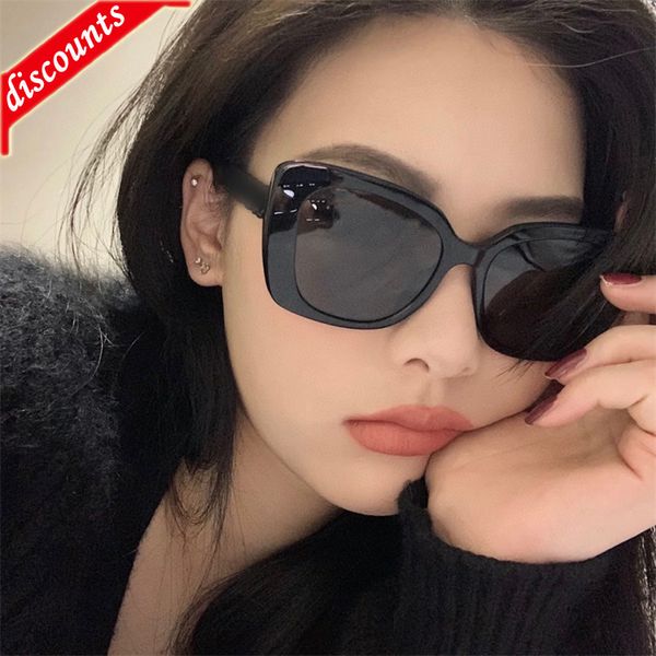 designer sunglasses xiaoxiangjia square letter with legs and stars the same type of plate polarized ch5422, White;black
designer sunglasses xiaoxiangjia square letter with legs and stars the same type of plate polarized ch5422, White;black